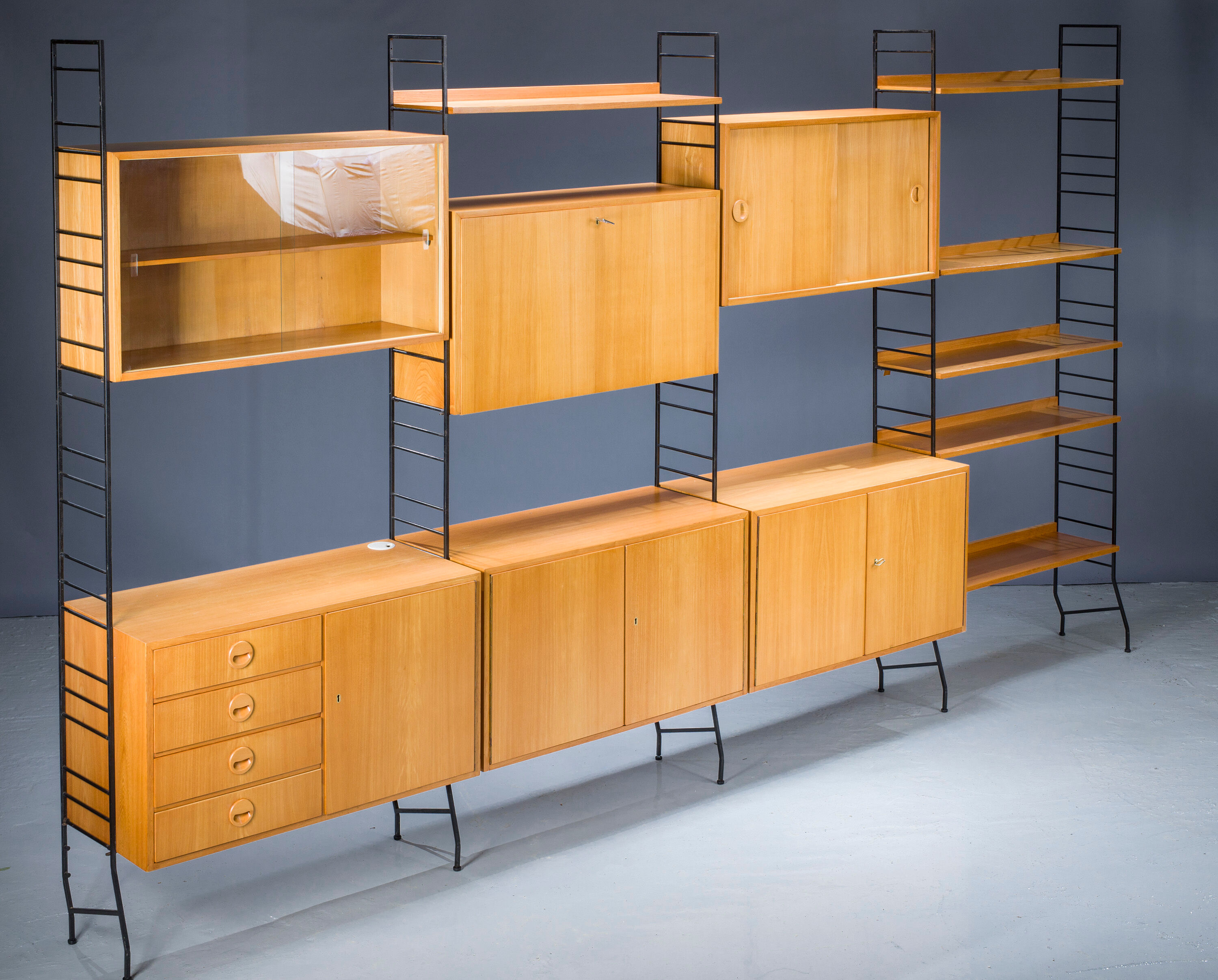 Mid-Century Elm Shelf, 1960s.