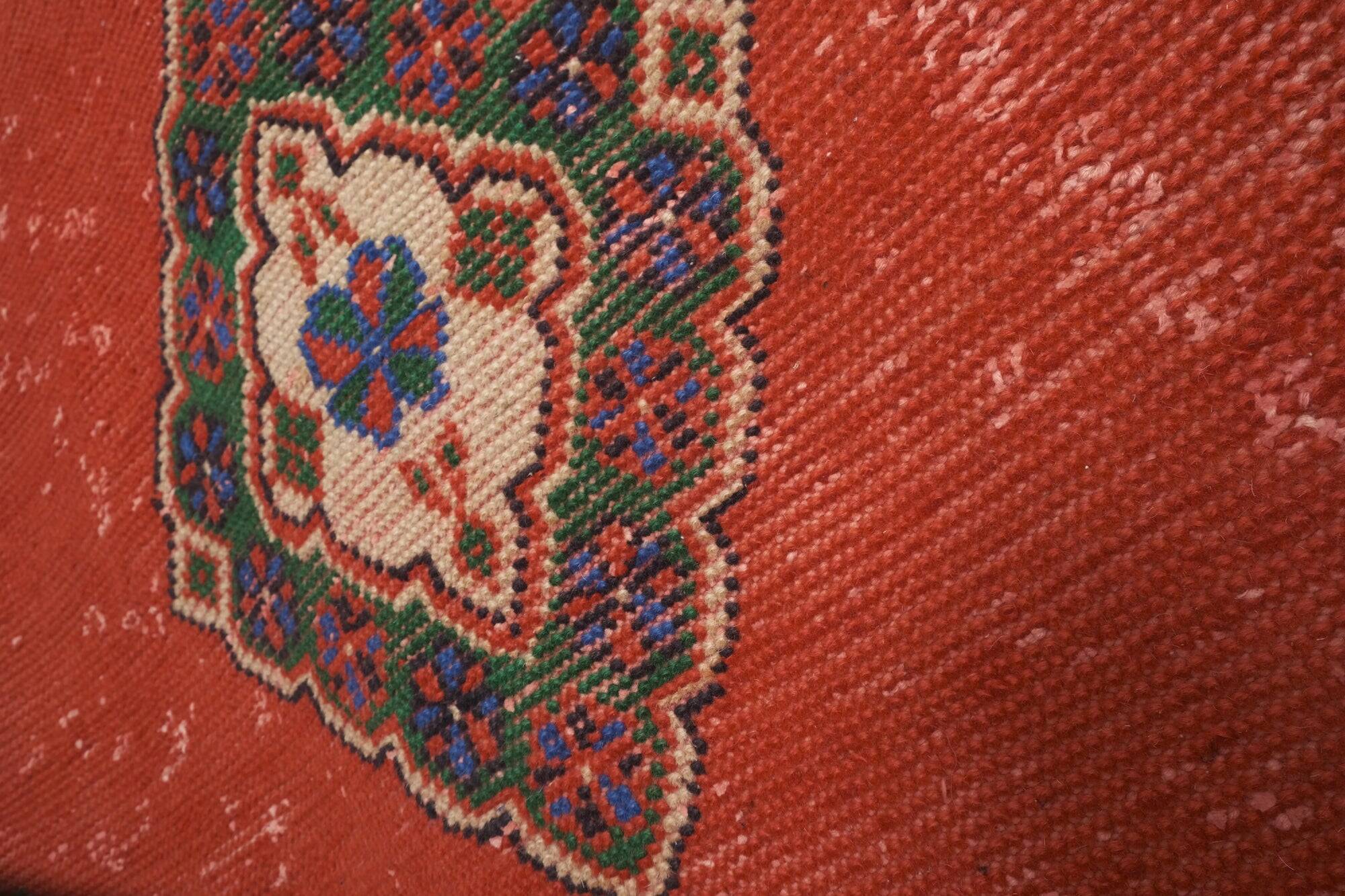 Vintage Turkish hallway rug 91x660 cm