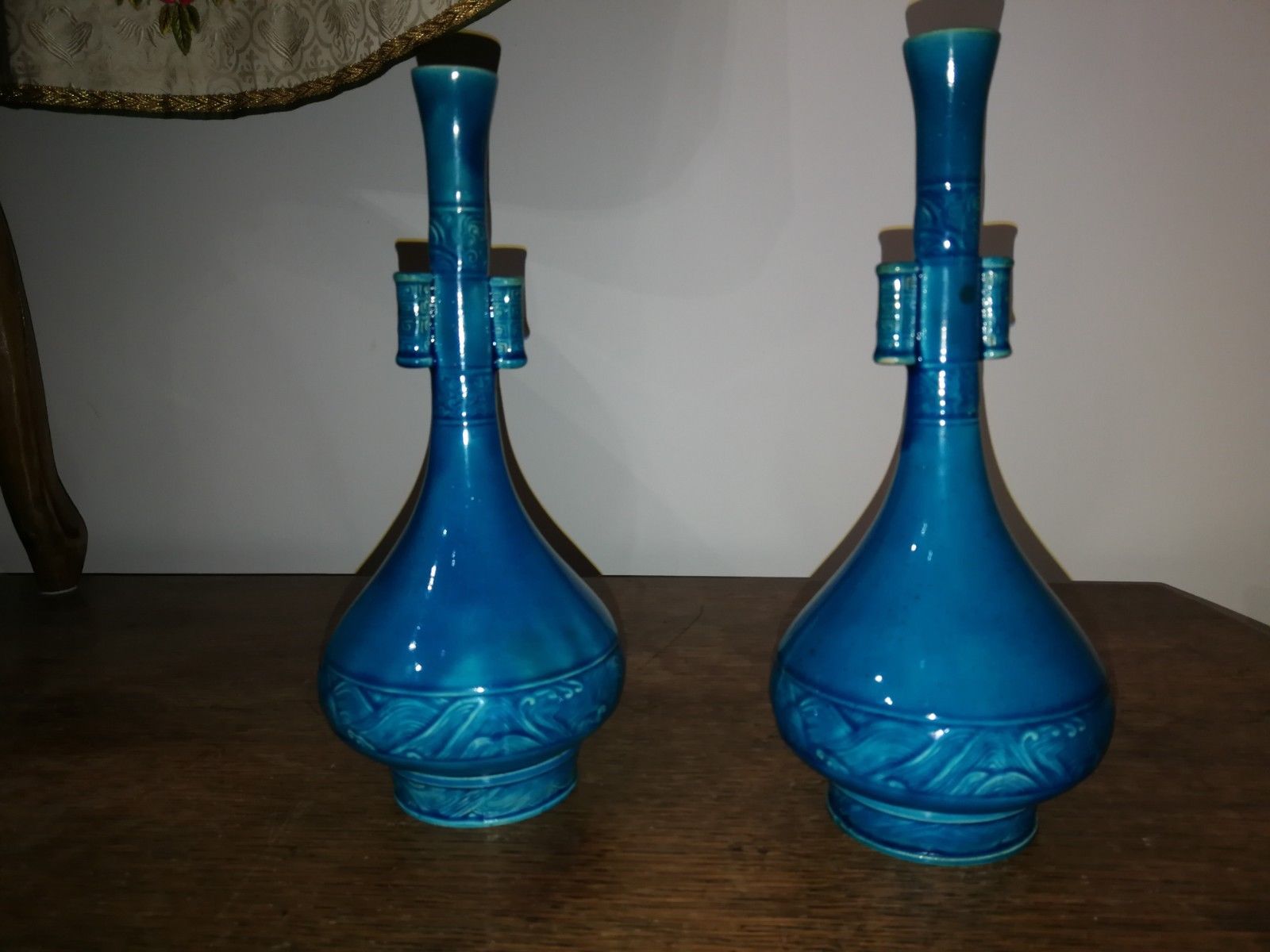 Pair of vases inspired blue Th.Deck