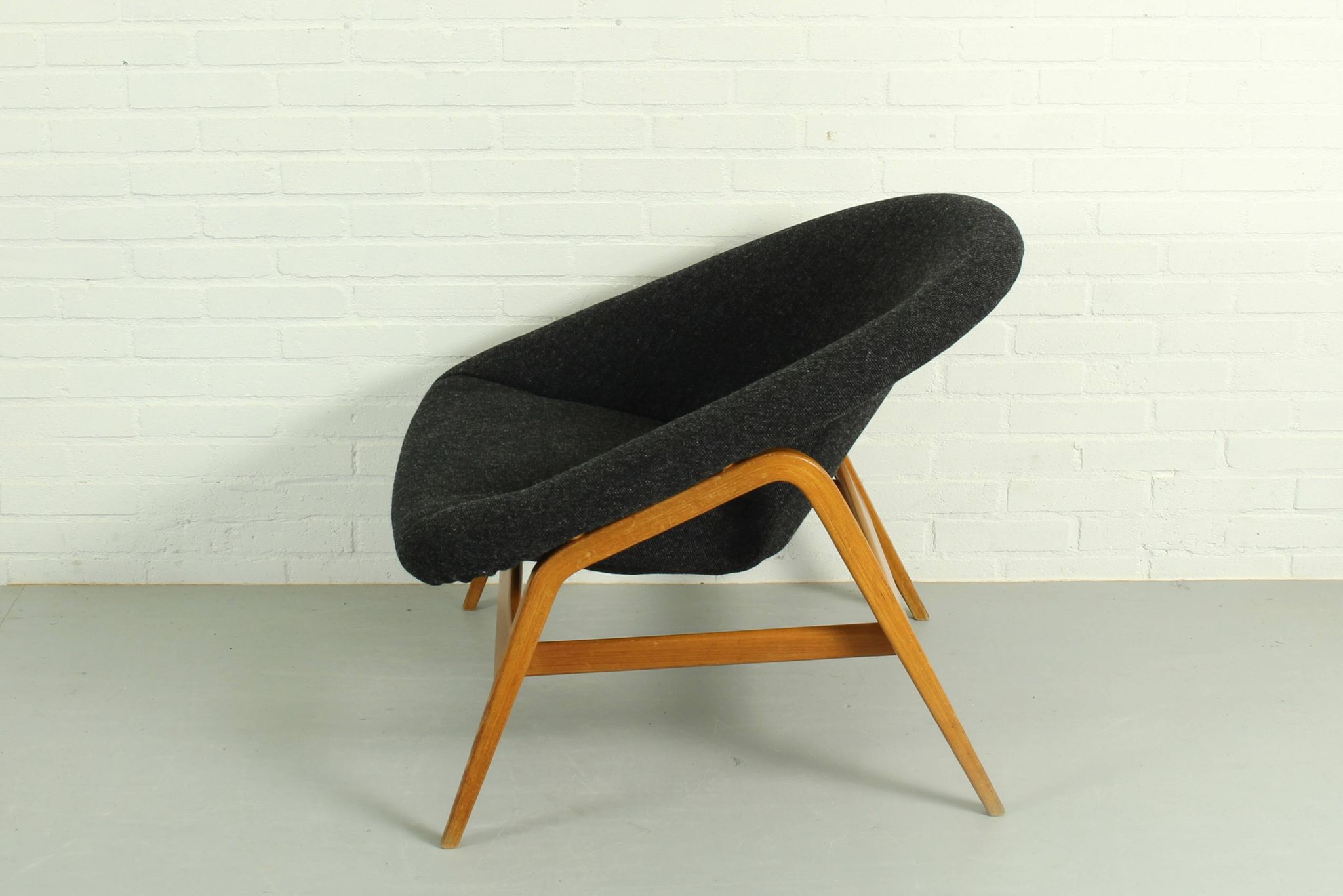 Hartmut Lohmeyer for Artifort lounge chair Model 118 'Columbus', The Netherlands 1955