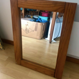 Miroir rectangulaire contours en pin à retaper
