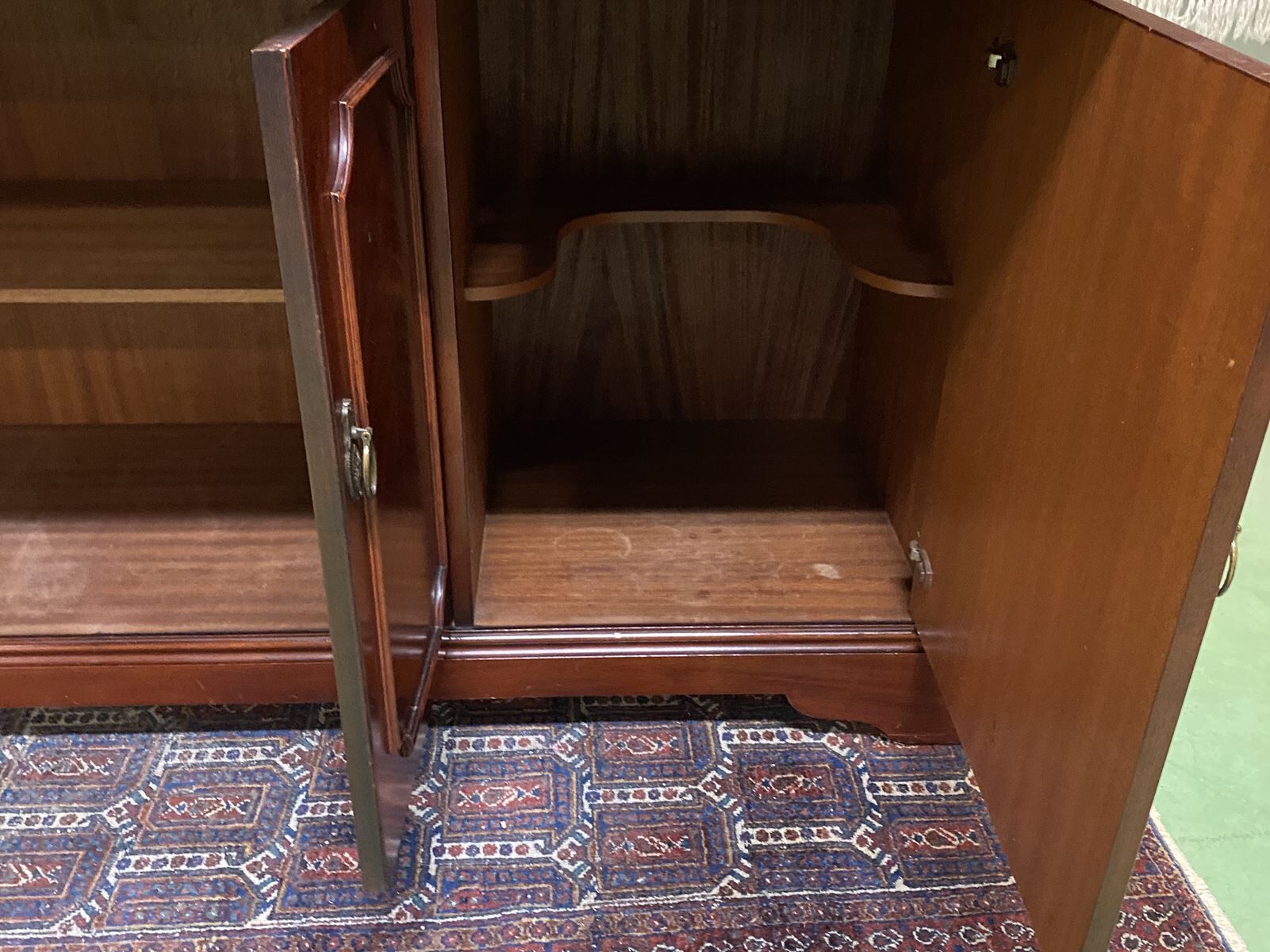 English mahogany line - 50s