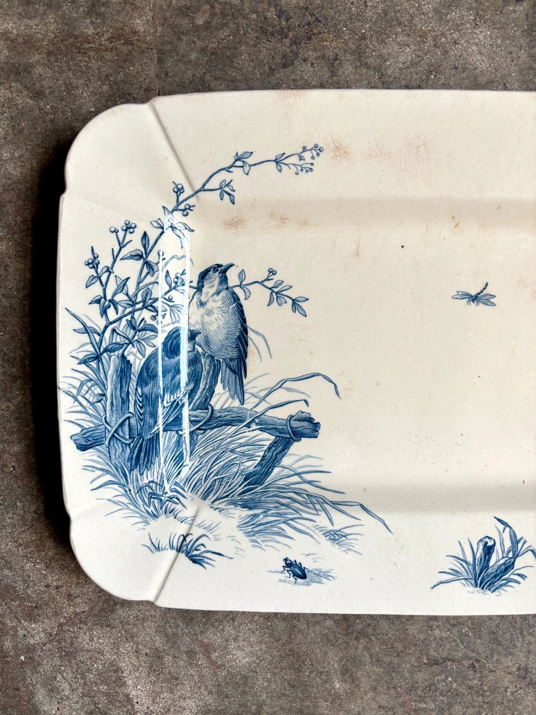 Small rectangular Gien dish in blue ironstone, "Birds" service from around 1870.
