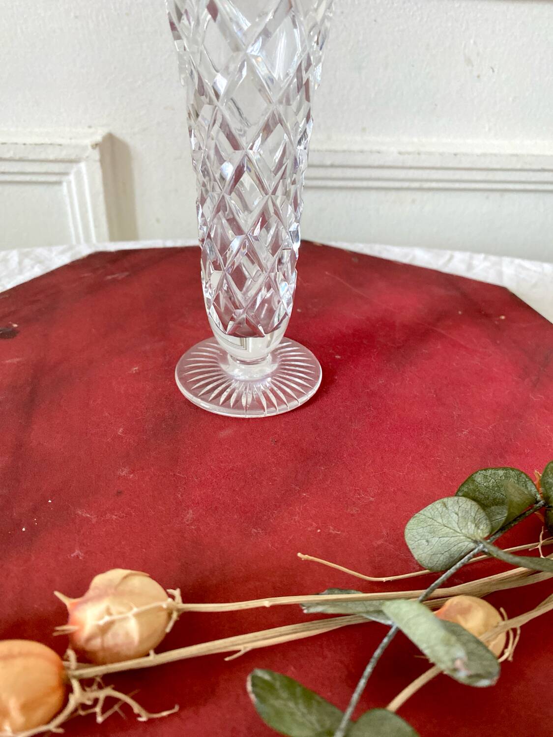 Small vintage crystal soliflore vase