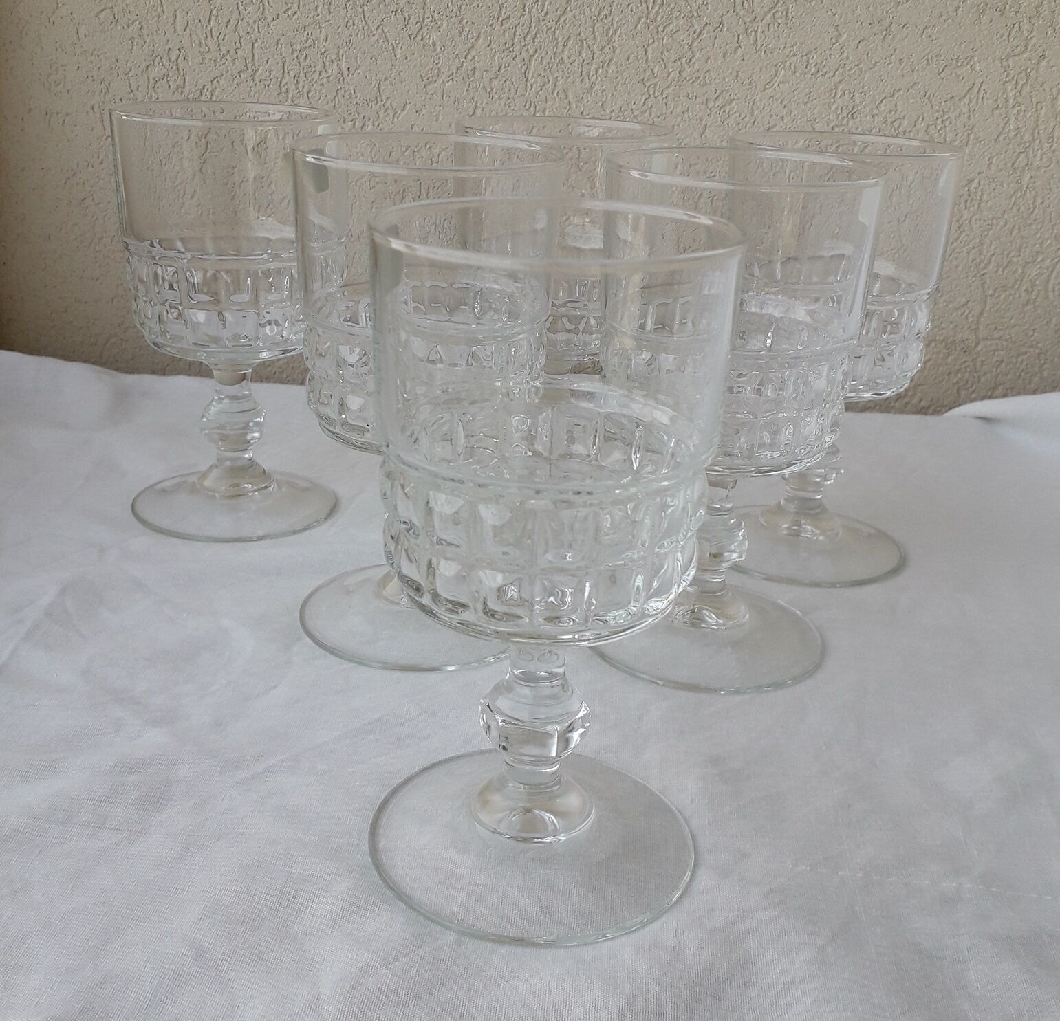 Footed glasses