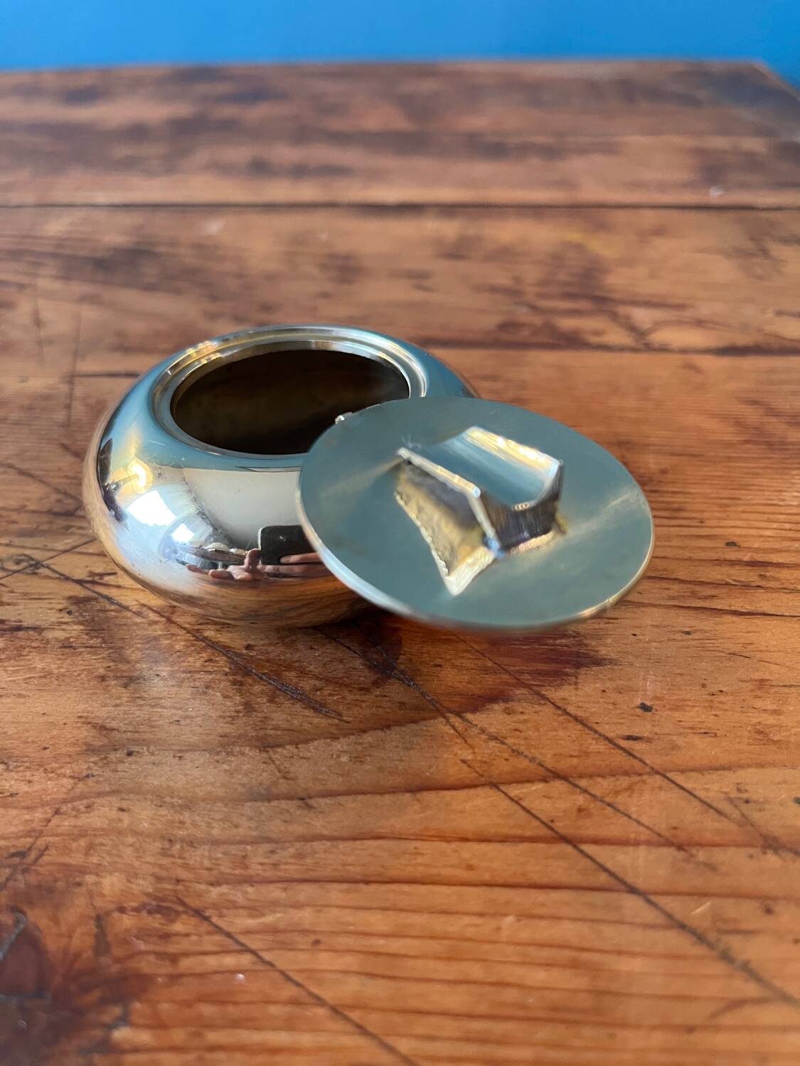 Brass pocket ashtray