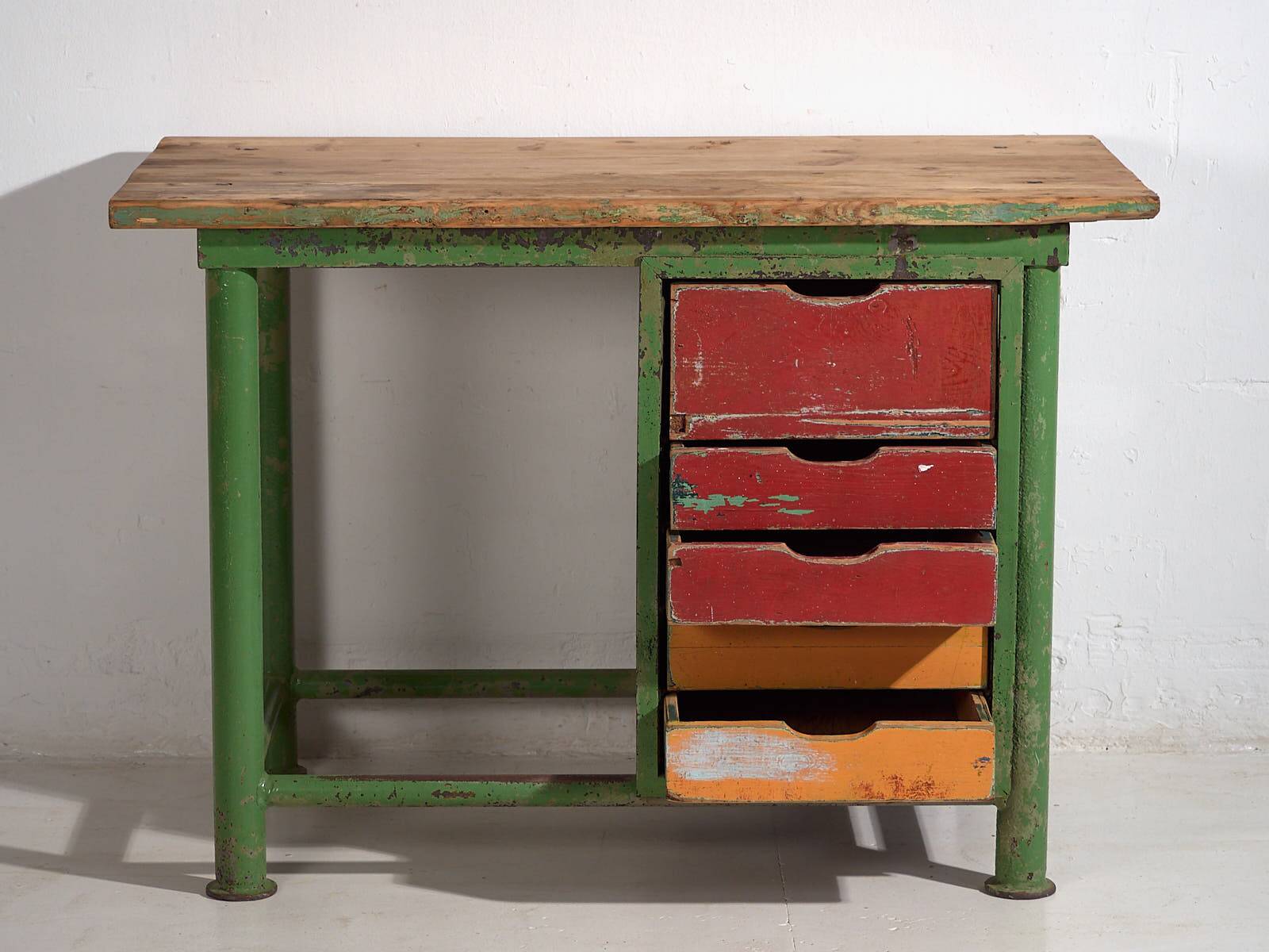 Bureau industriel vert (c.1960) #52