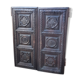 Paire de portes sculptées