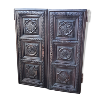Sculpted doors pair
