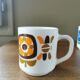 Set de 3 tasses et une verseuse Mobil vintage