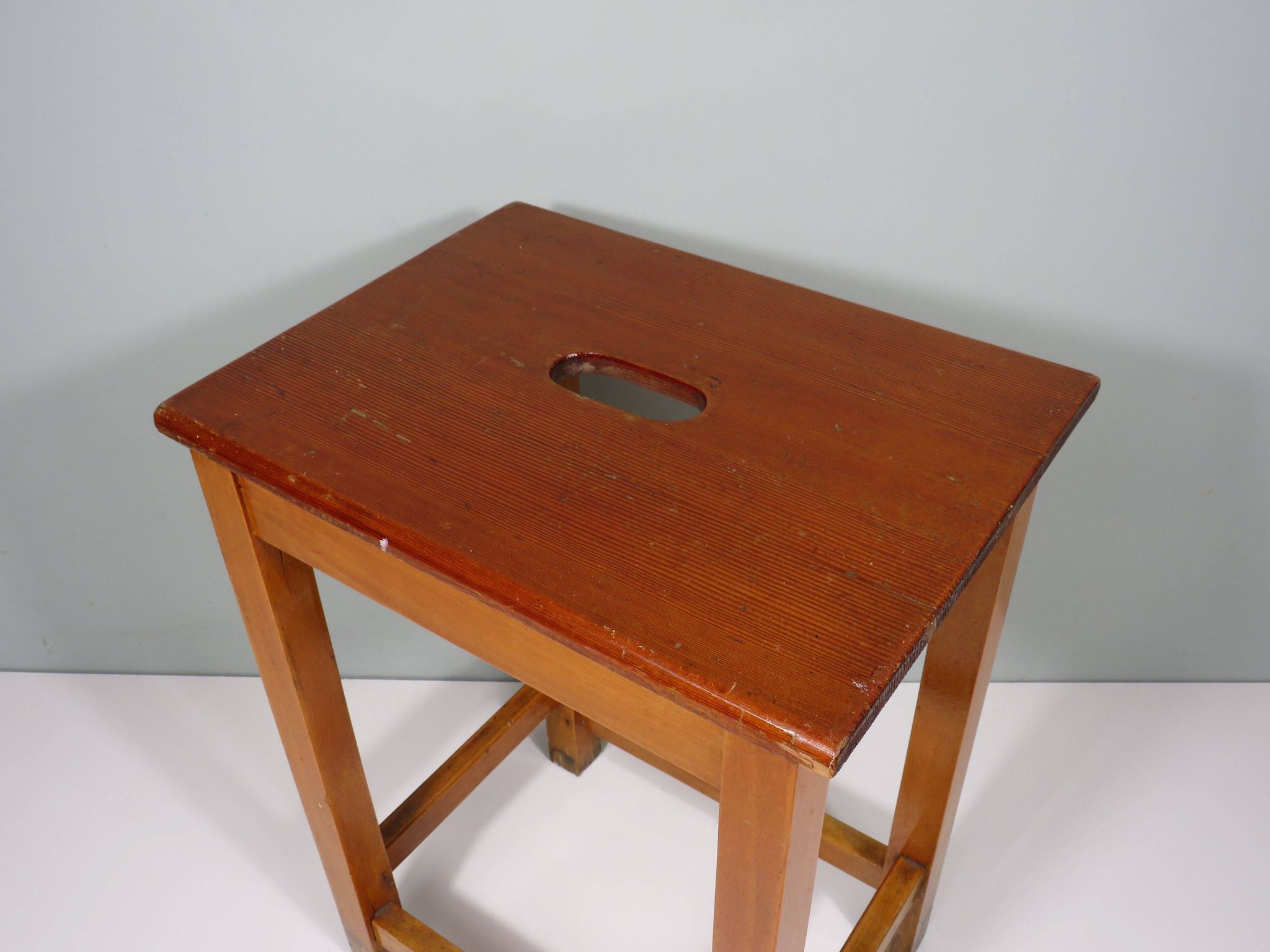 Vintage workshop stool handmade with handle, Belgium 1960