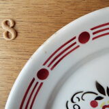 8 assiettes plates