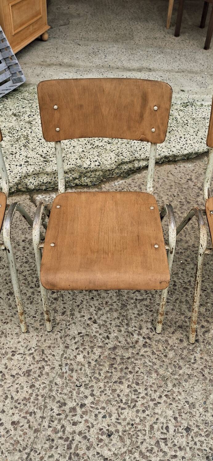 Chaises industrielles