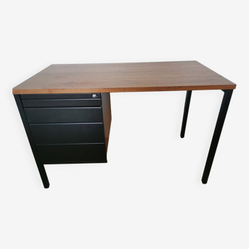 Voko industrial desk