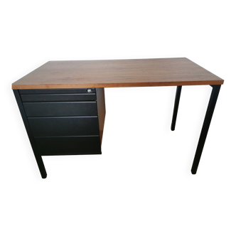 Voko industrial desk