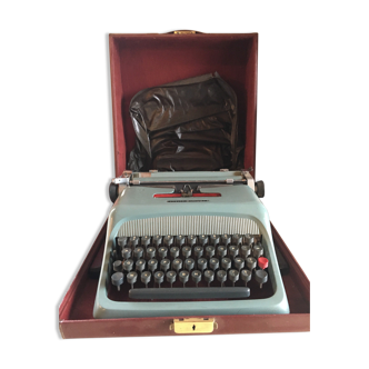 Machine à écrire Olivetti