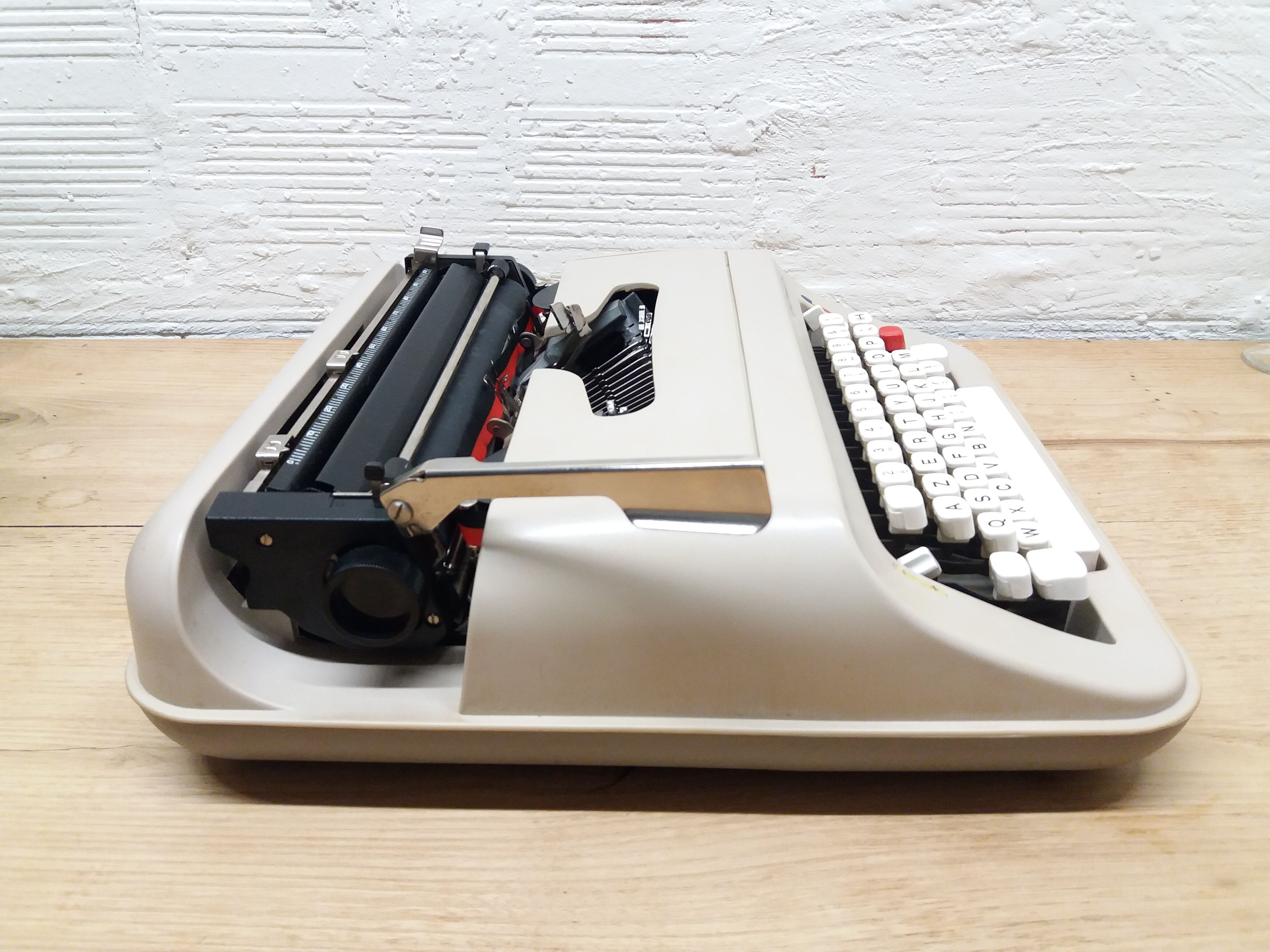 Underwood 319 typewriter