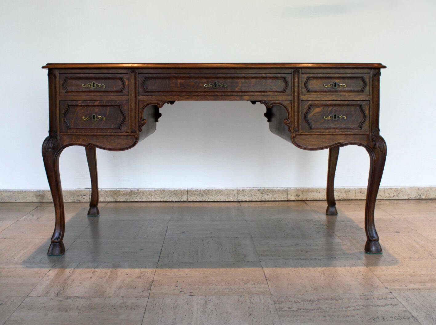 Double executive desk, Louis XV style