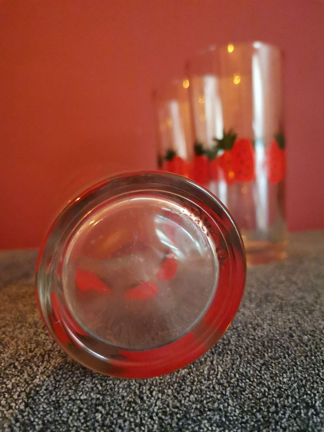 Spring strawberry glass