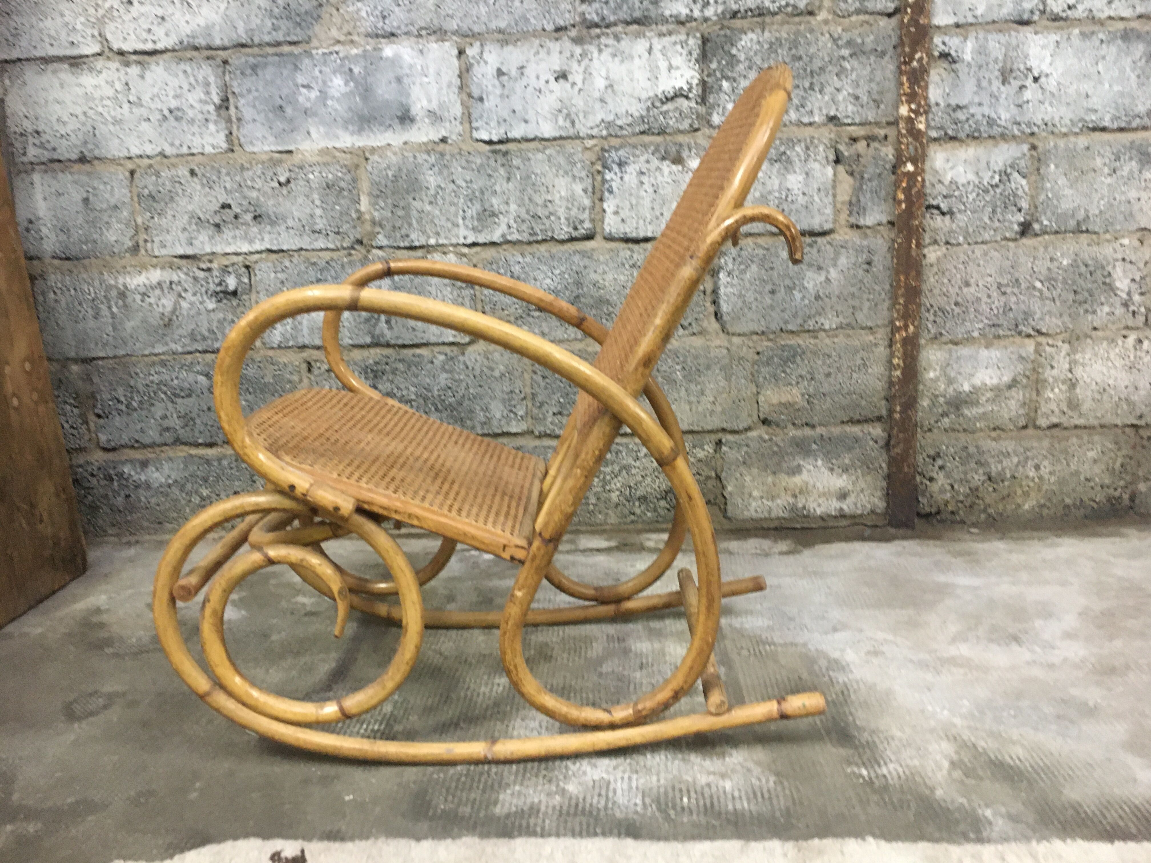 Rocking-chair in bamboo rattan and vintage wicker 1950