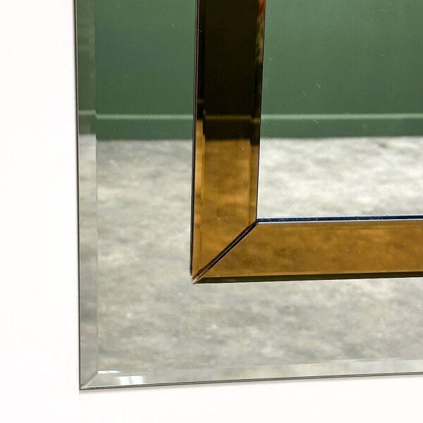 Grand miroir biseauté allemand avec bordure teintée en bronze par Schöninger, années 1980.