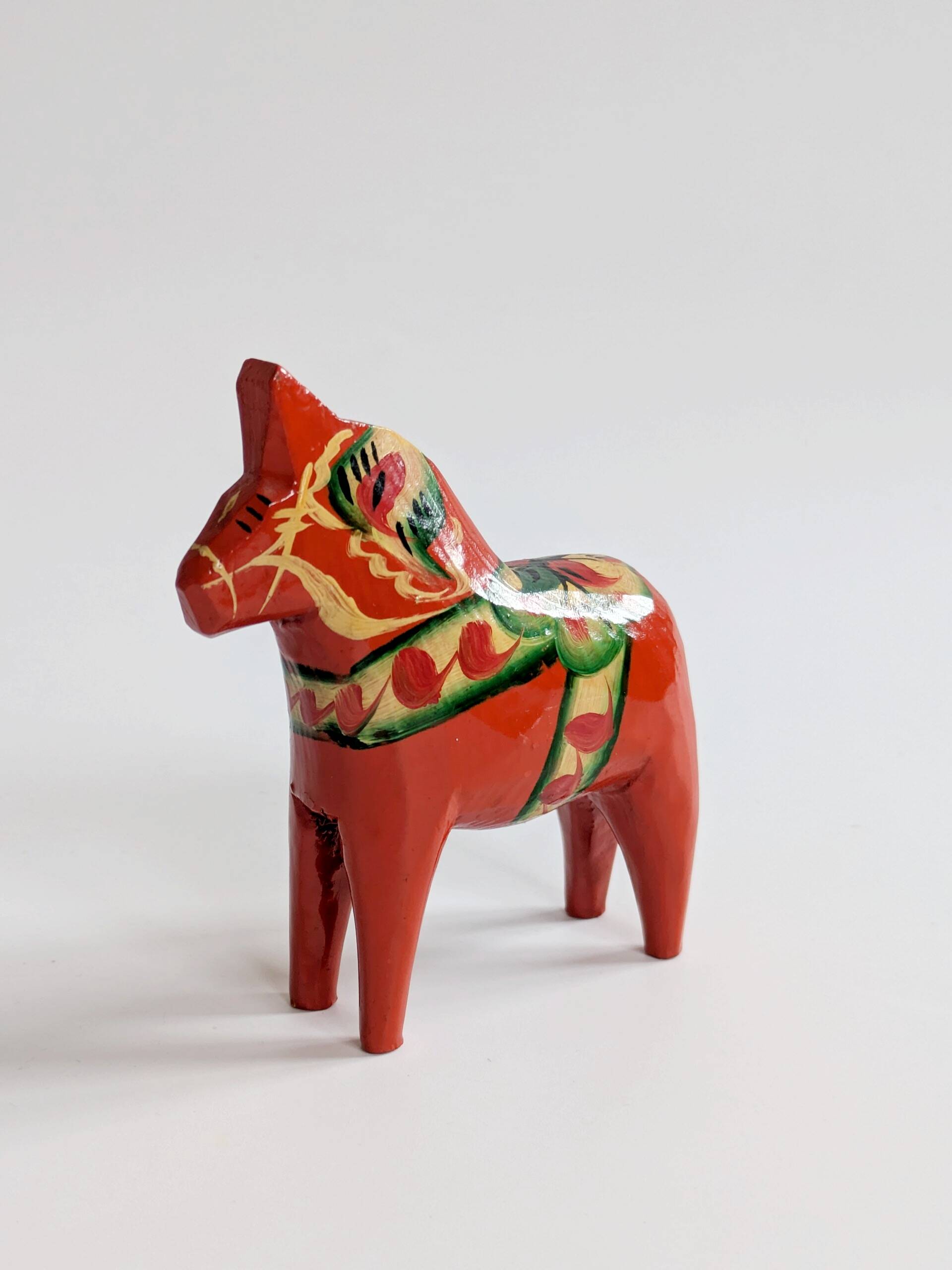 Set of 2 Vintage Swedish Dala Horses in Wood, Hand-Painted Red
