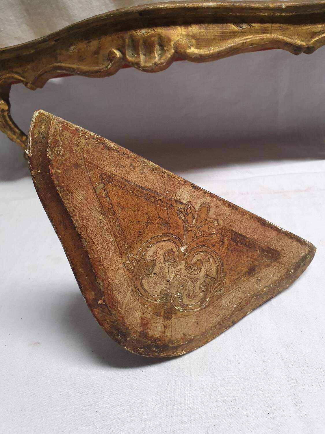 Console murale florentine en bois doré – fin XIXe, début XXe