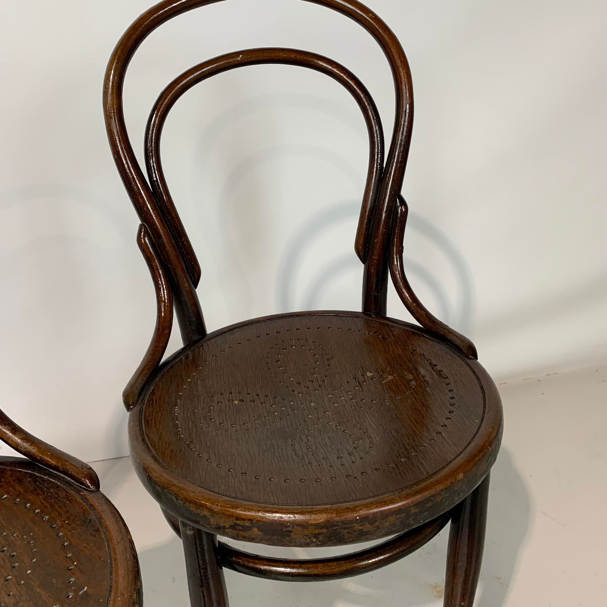 Set of two bistro chairs n°14 of Thonet