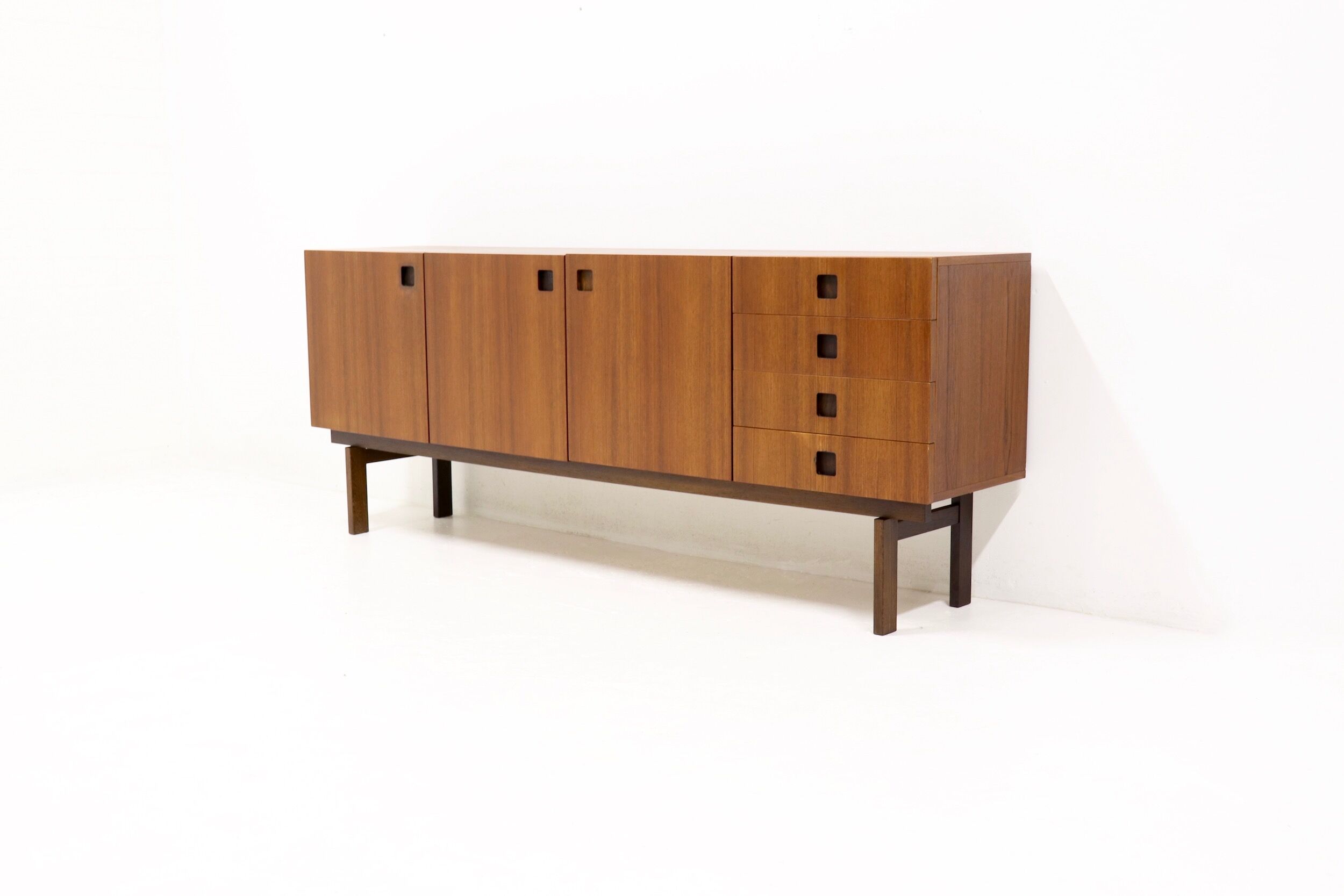 Enfilade de Propos Hulmefa teck années 1960