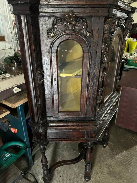 Seventeenth-century display cabinet