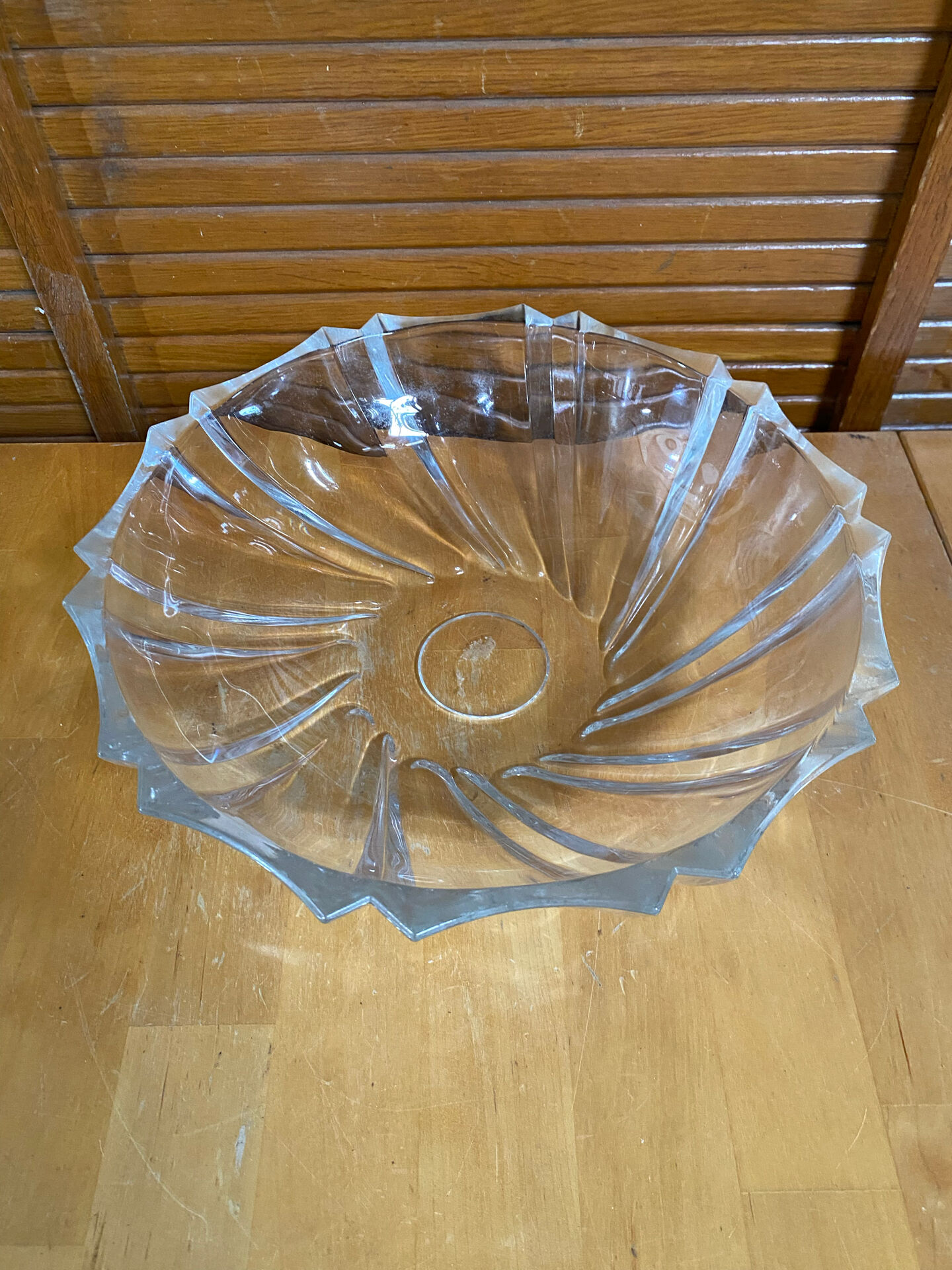 Vintage art deco alpina moulded crystal cup