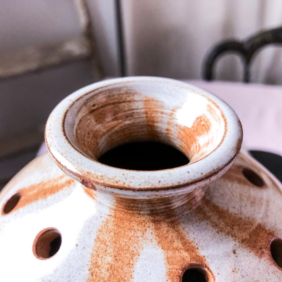 Pique fleur Vallauris