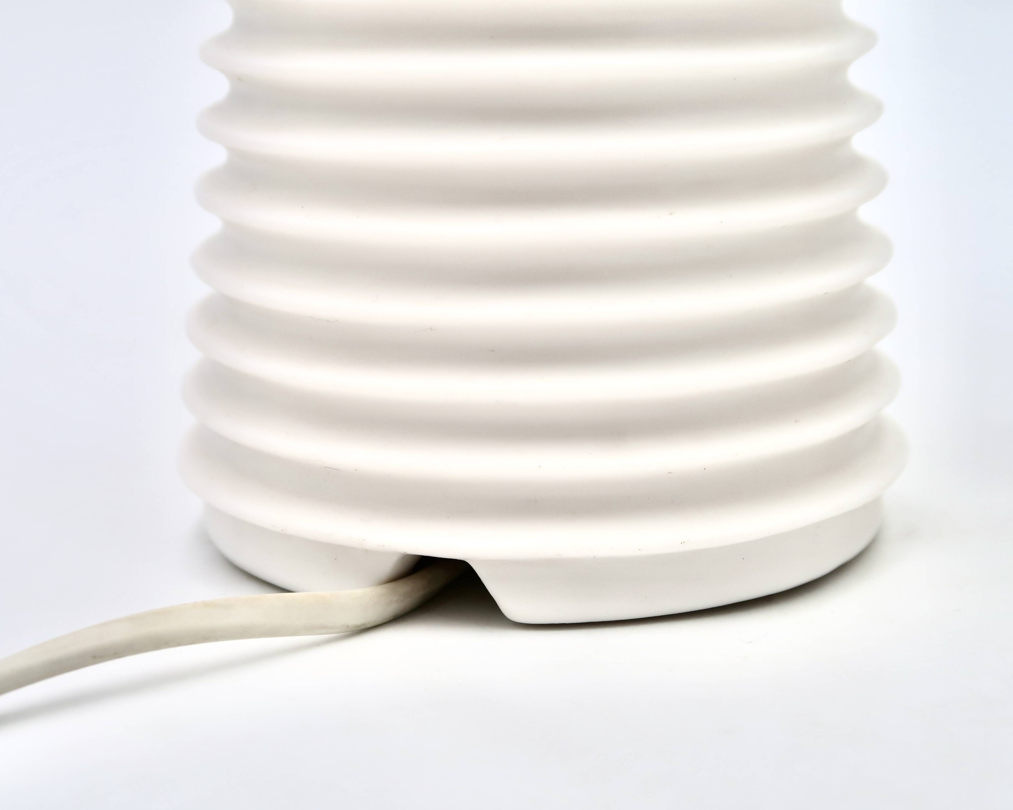 Bista white porcelain lamp, Ikea 90s