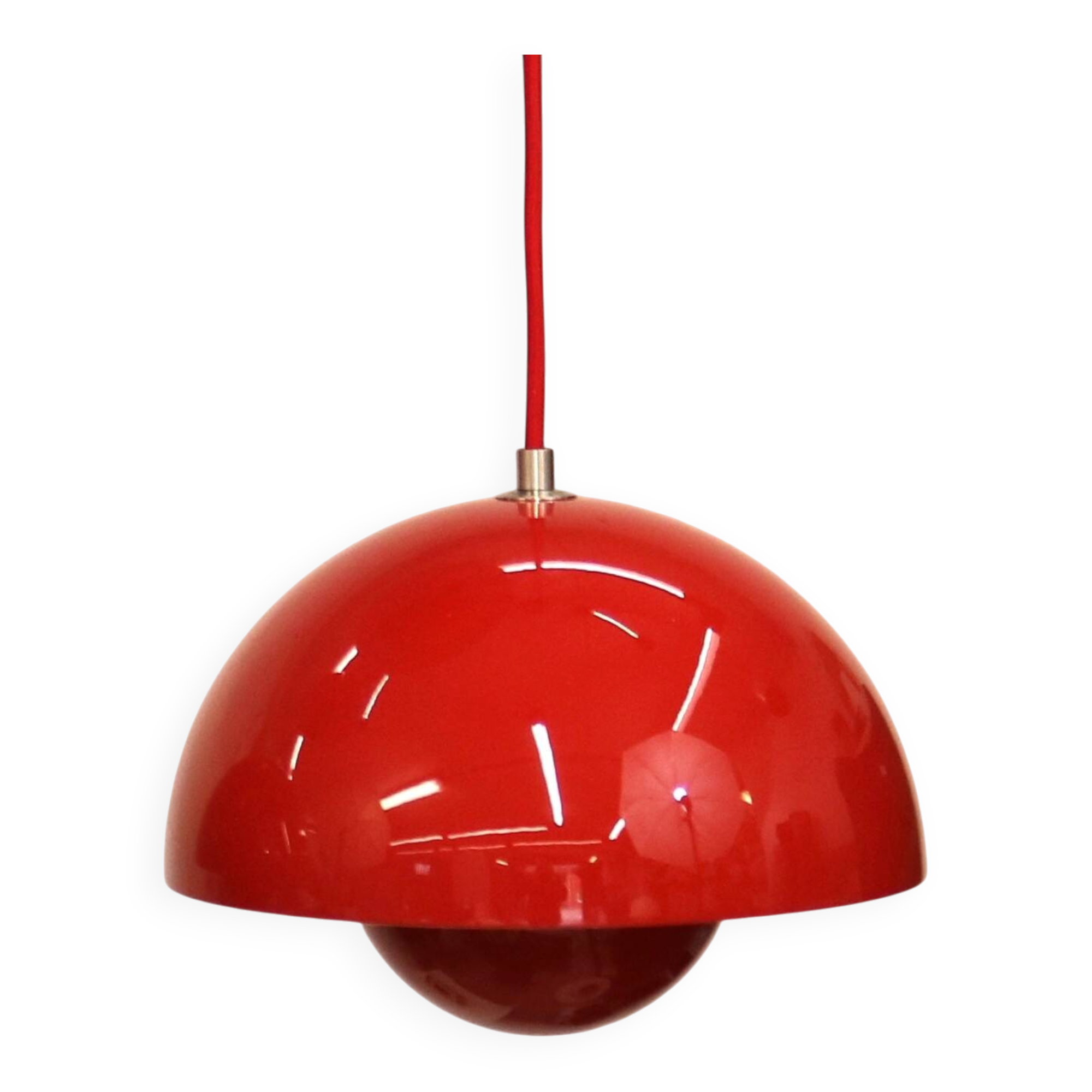 Iconic VP1 cherry red enamel flowerpot lamps designed by Verner Panton - &t
