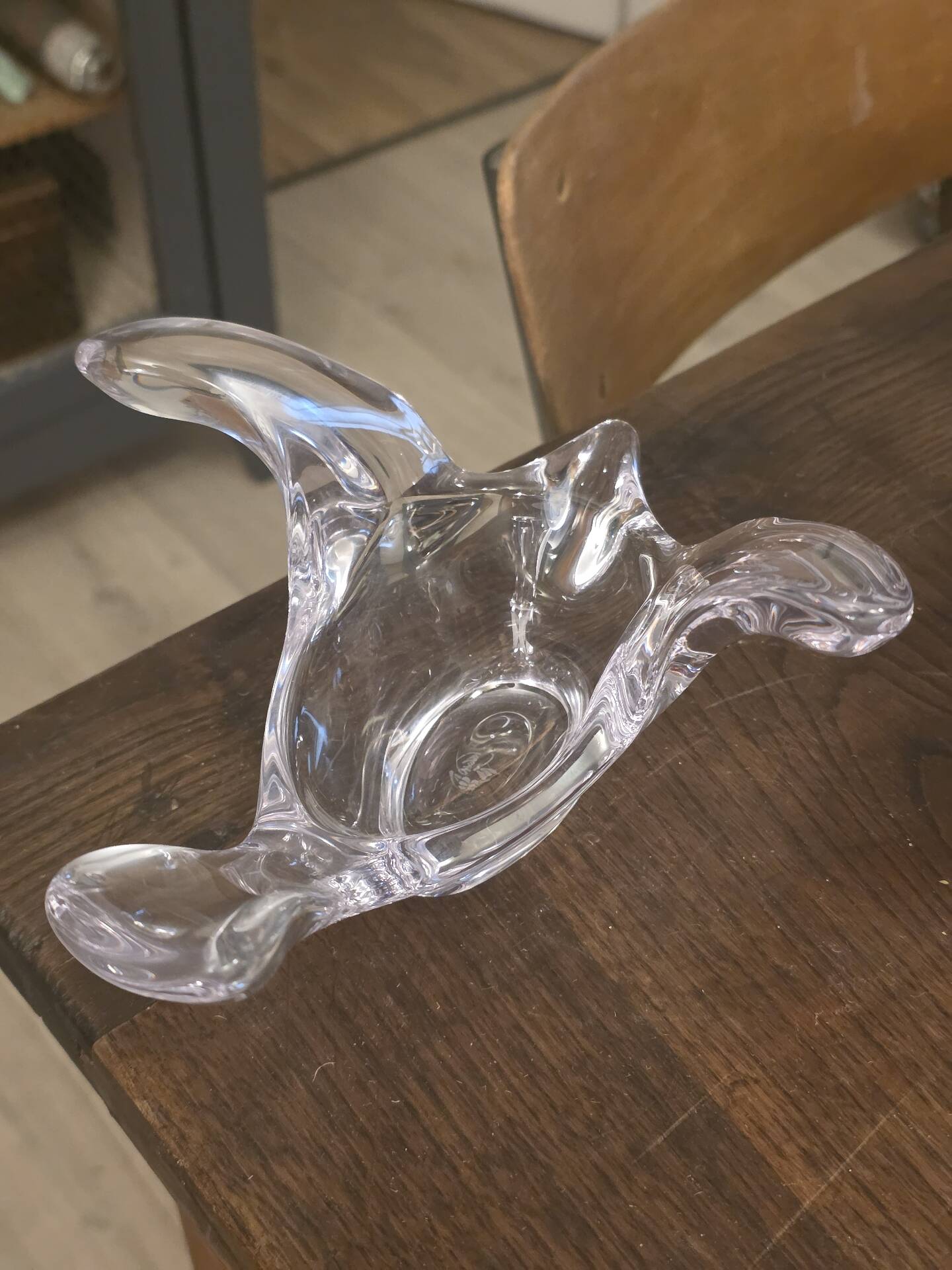 Crystal catchall "Dove" by Daum Nancy