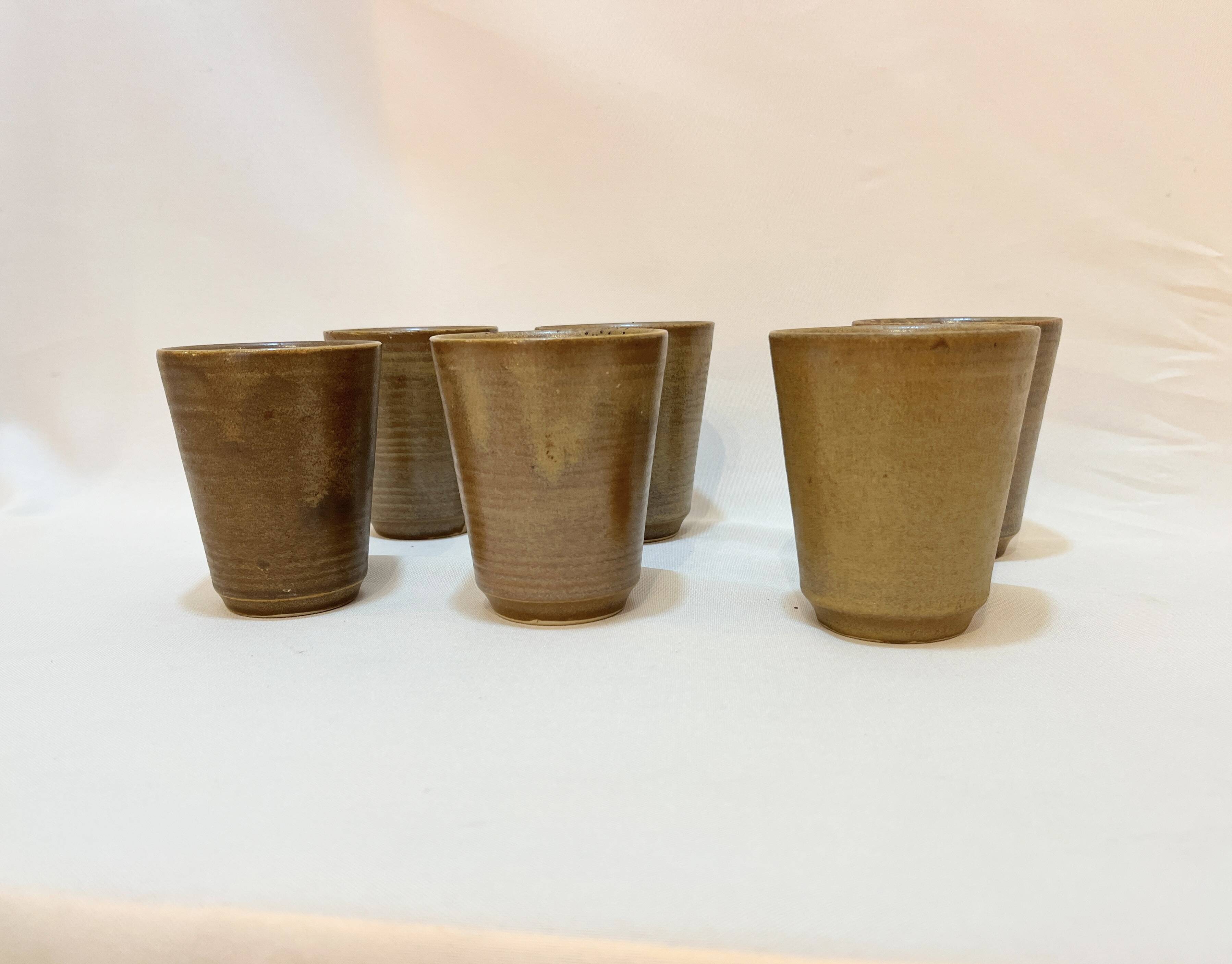 Set de 6 verre gobelets Digouin en grès beige marron