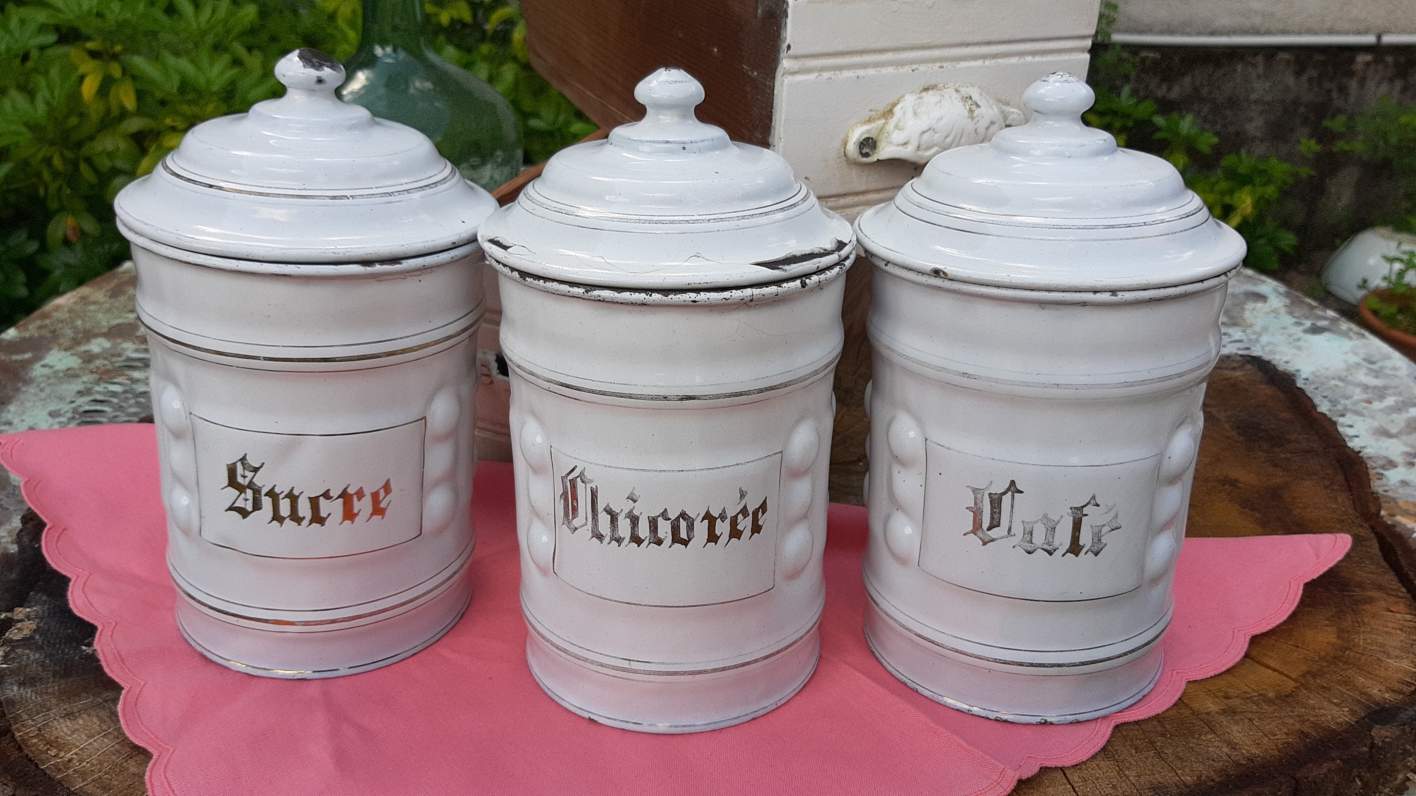 Enamelled spice jars