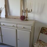 Old buffet