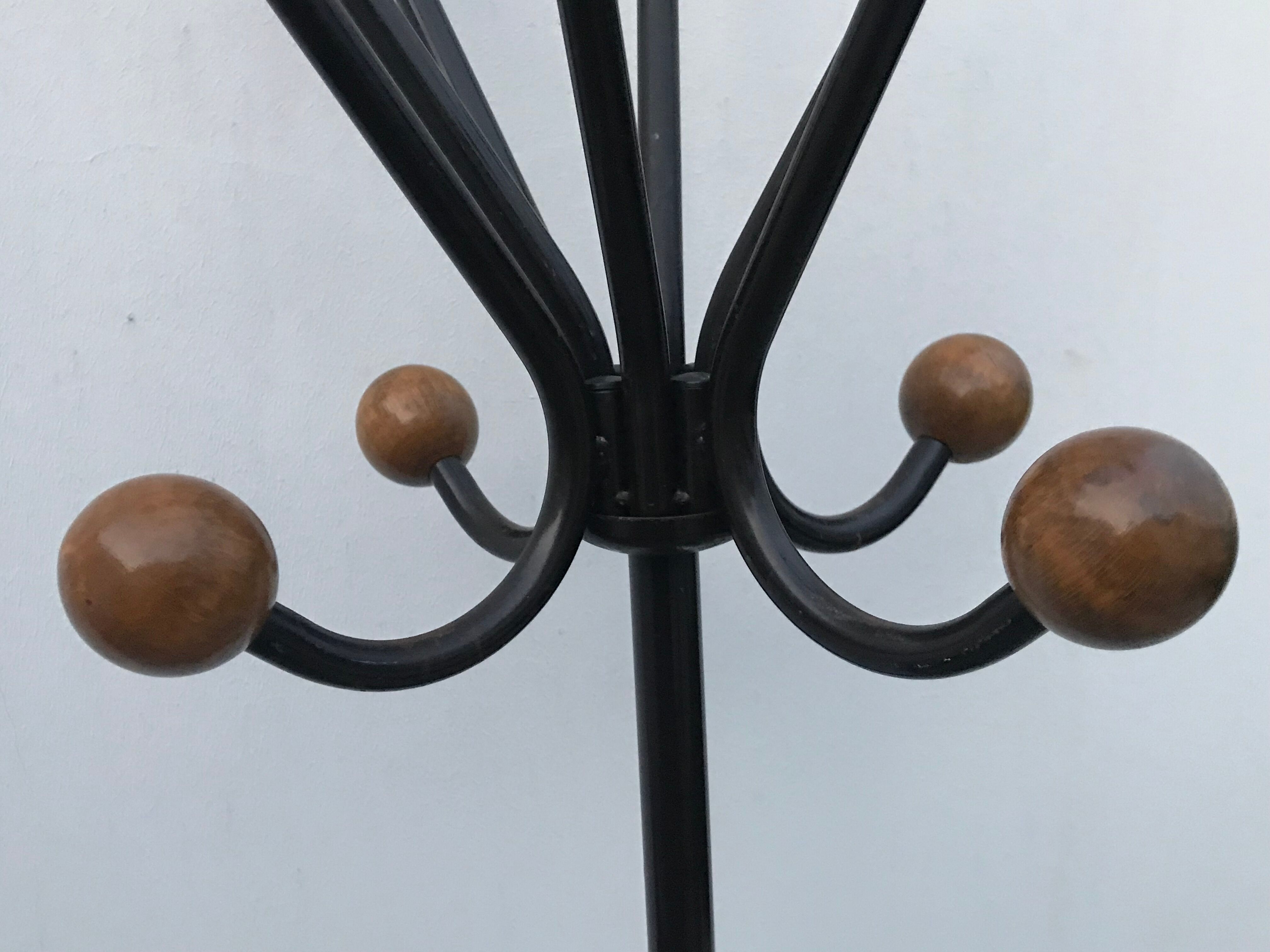 Parrot coat holder 12 wooden balls, 1950