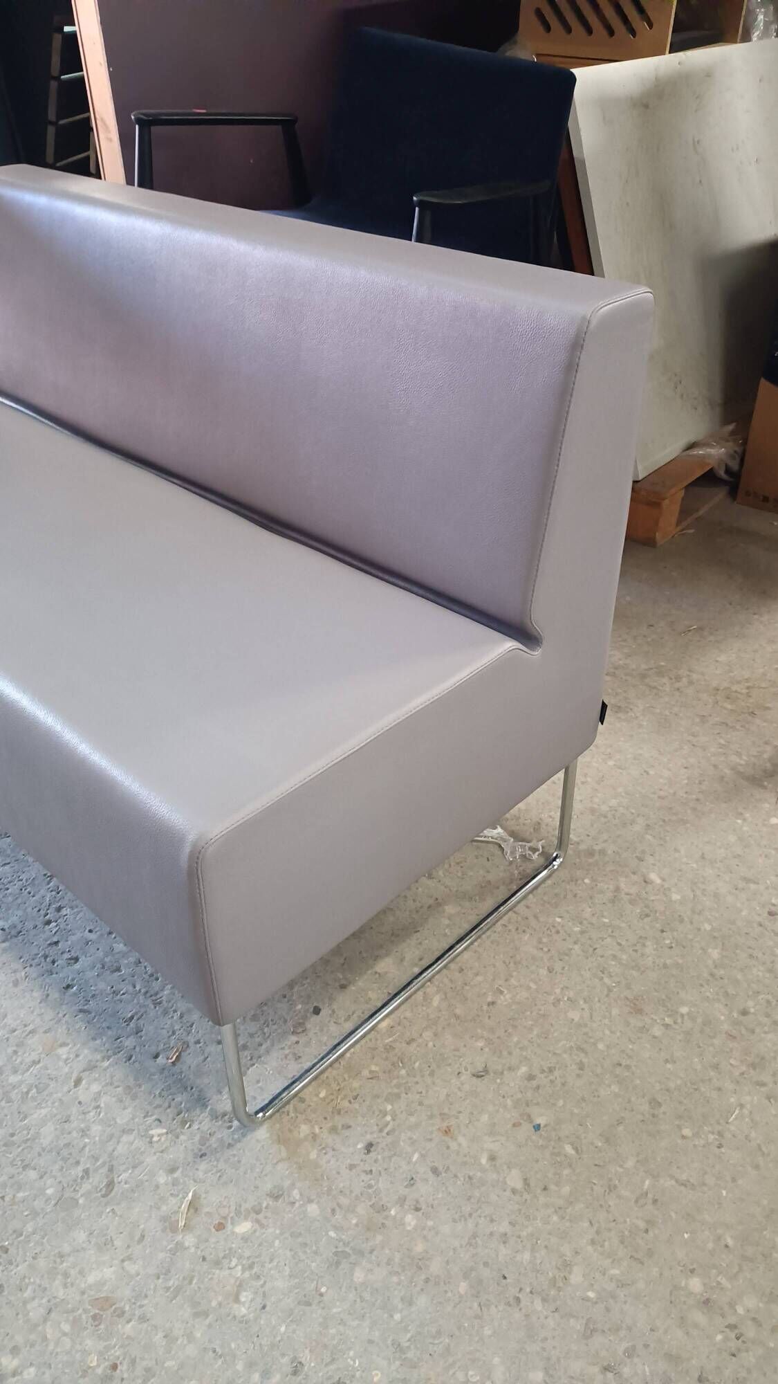 Pedrali host bench