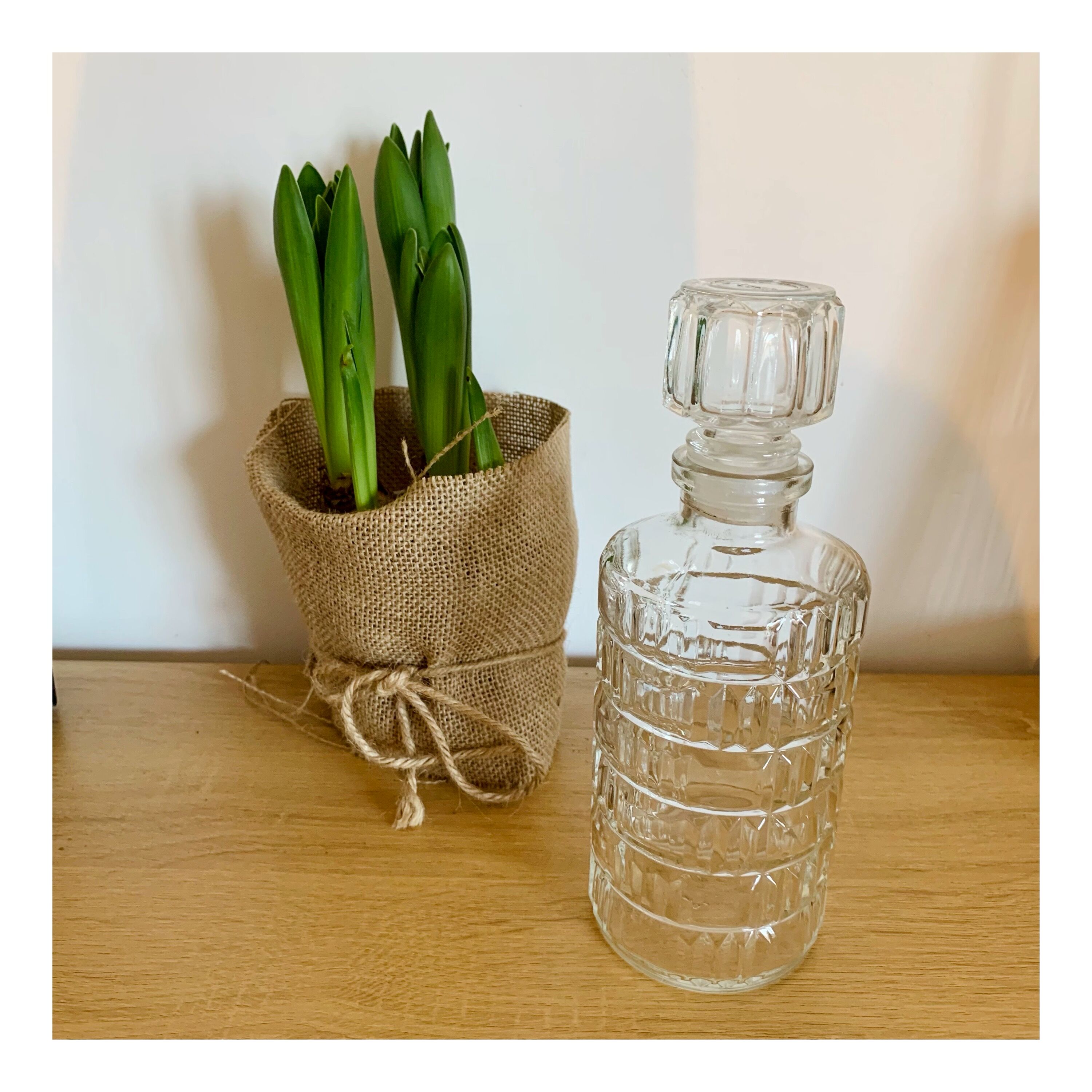 Whiskey or liqueur decanter