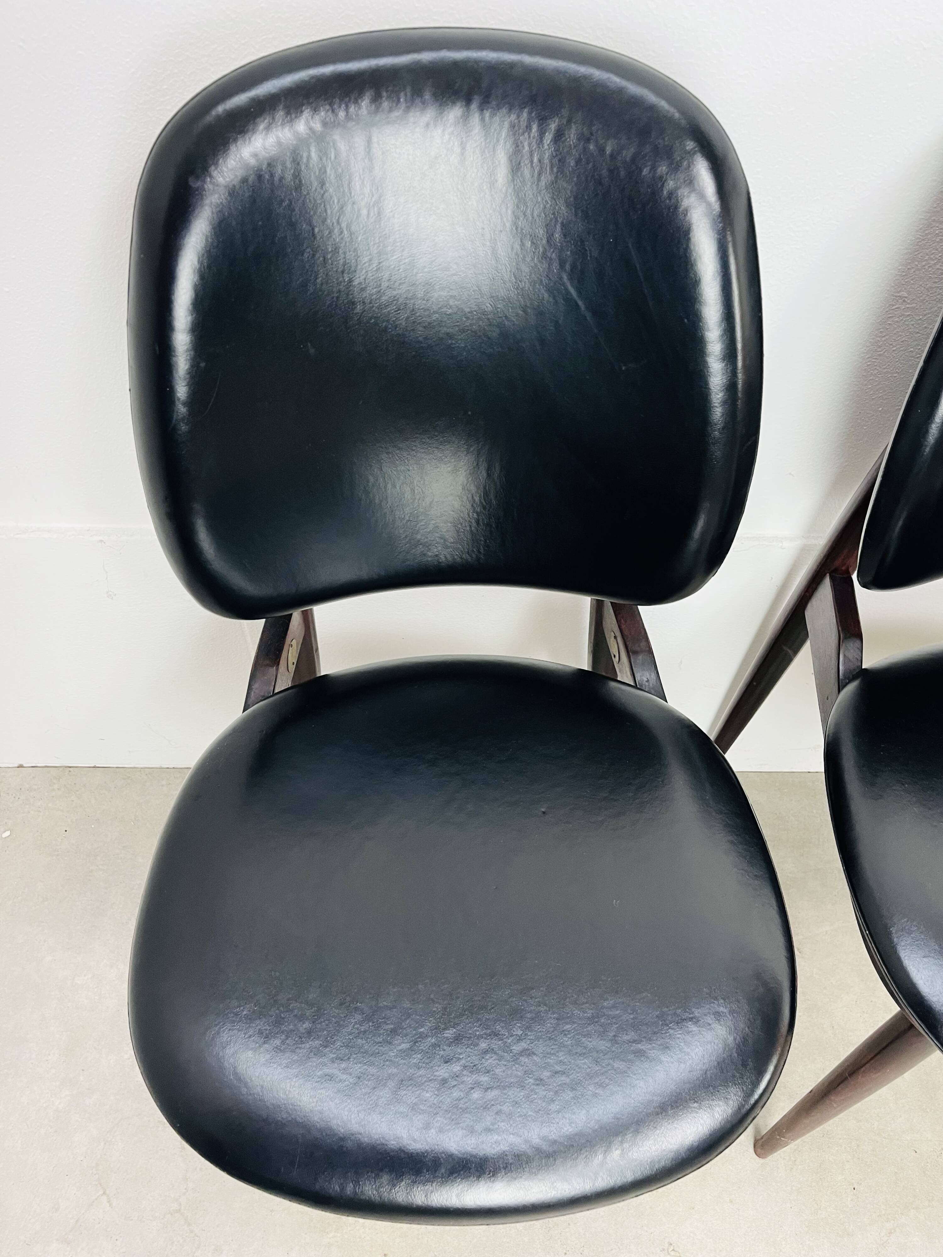 6 Pégase Baumann chairs, black, 1960s