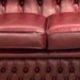 Chesterfield sofa in burgundy leather