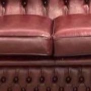 Canapé Chesterfield en cuir bordeaux