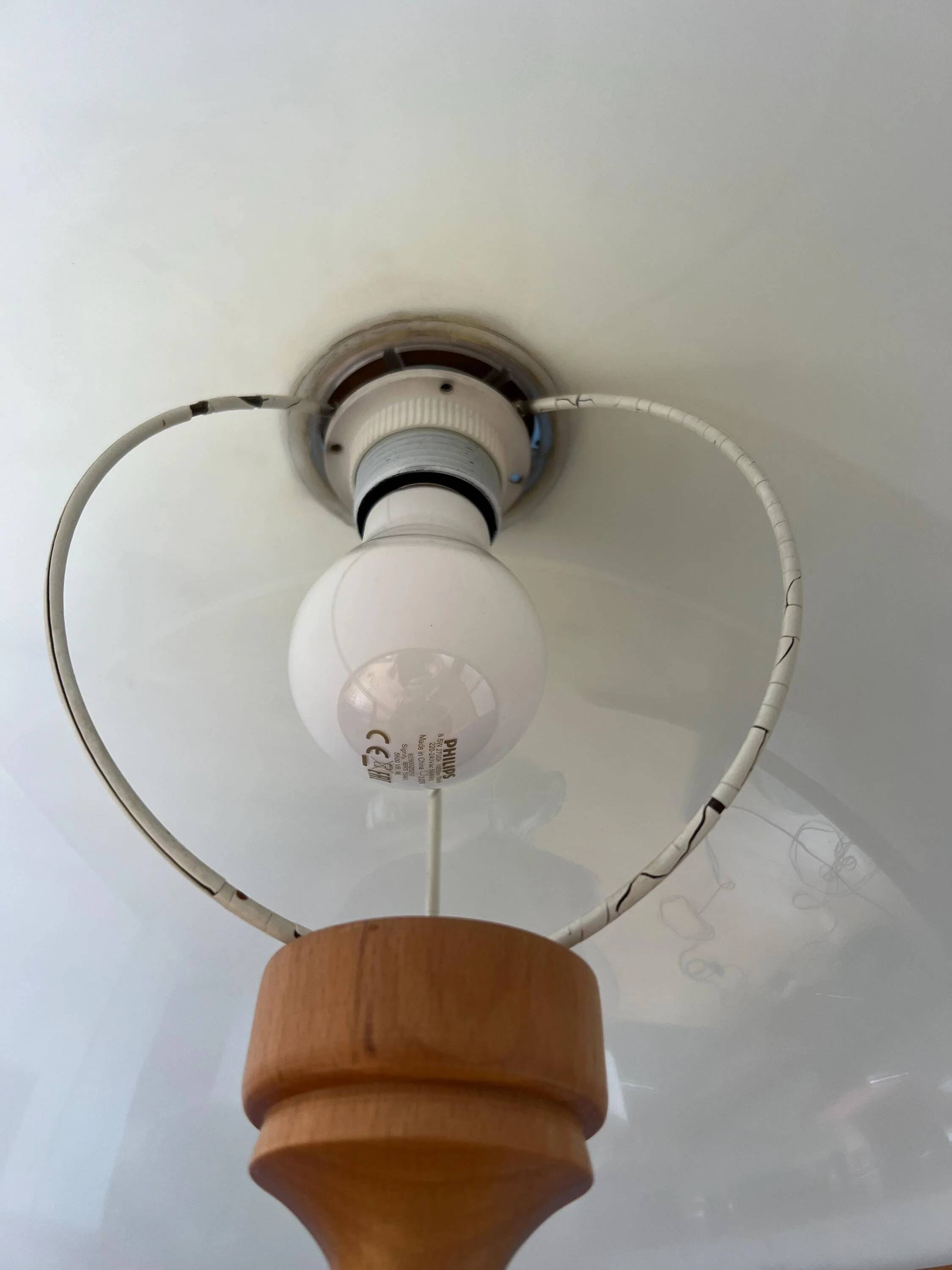 Suspension Steinhauer blanche en plexiglas avec éléments en bois