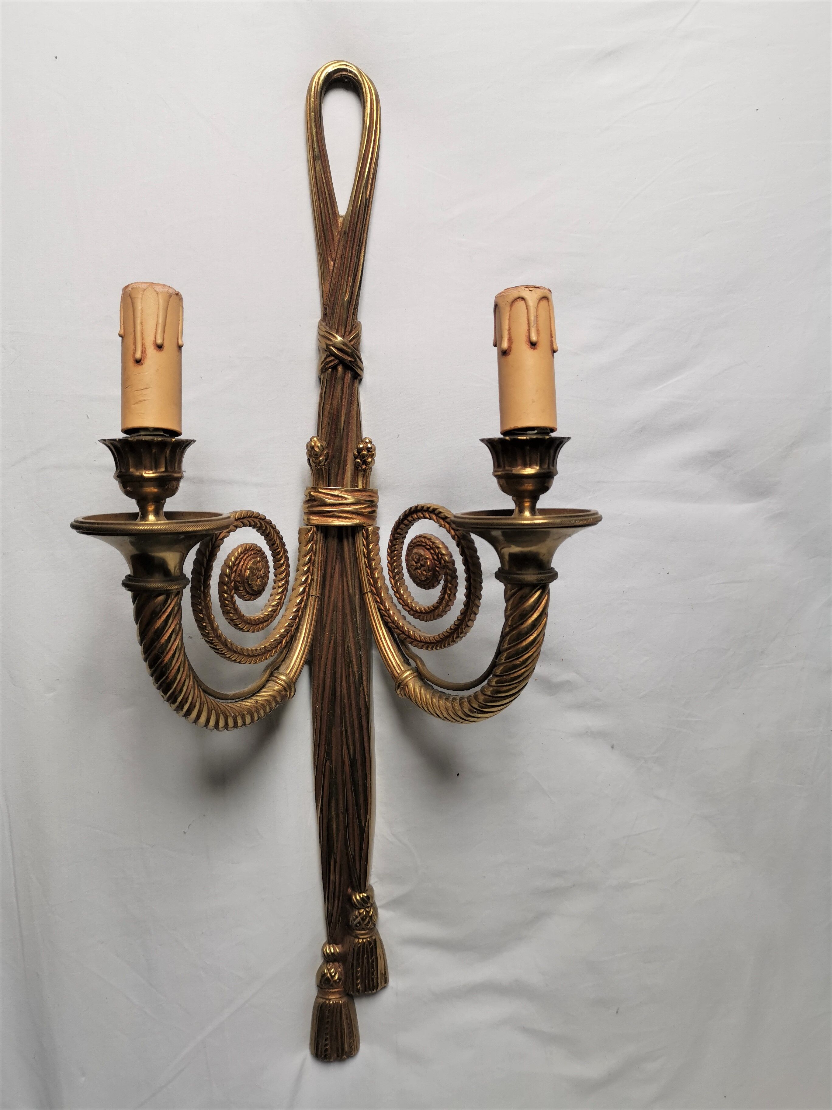 Louis XVI style bronze wall light