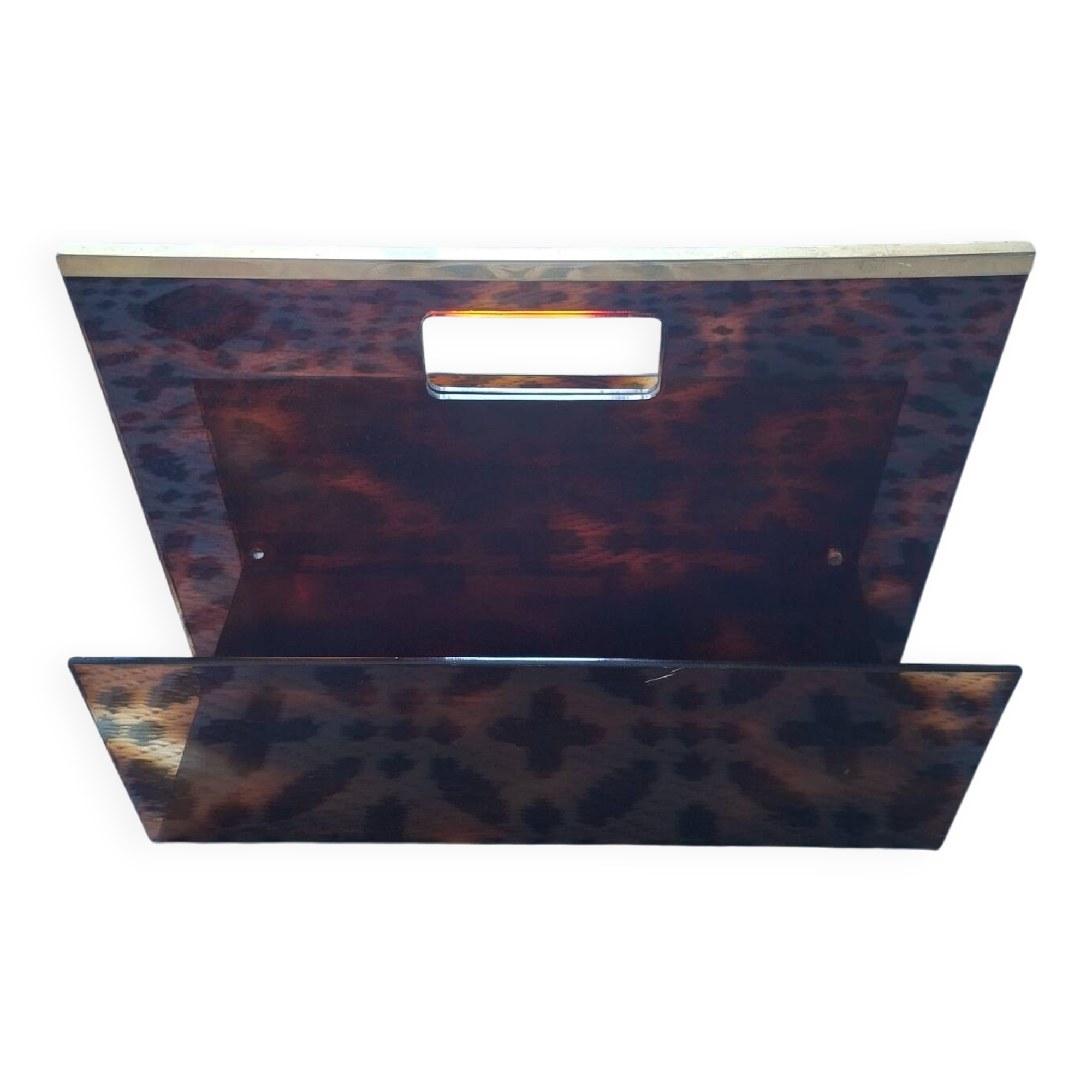 Vintage magazine rack from the 70s.
