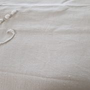 Ancien drap en lin - chiffré rm - avec liseré ajouré et brodé de fleurs - dimensions : 300x220cm