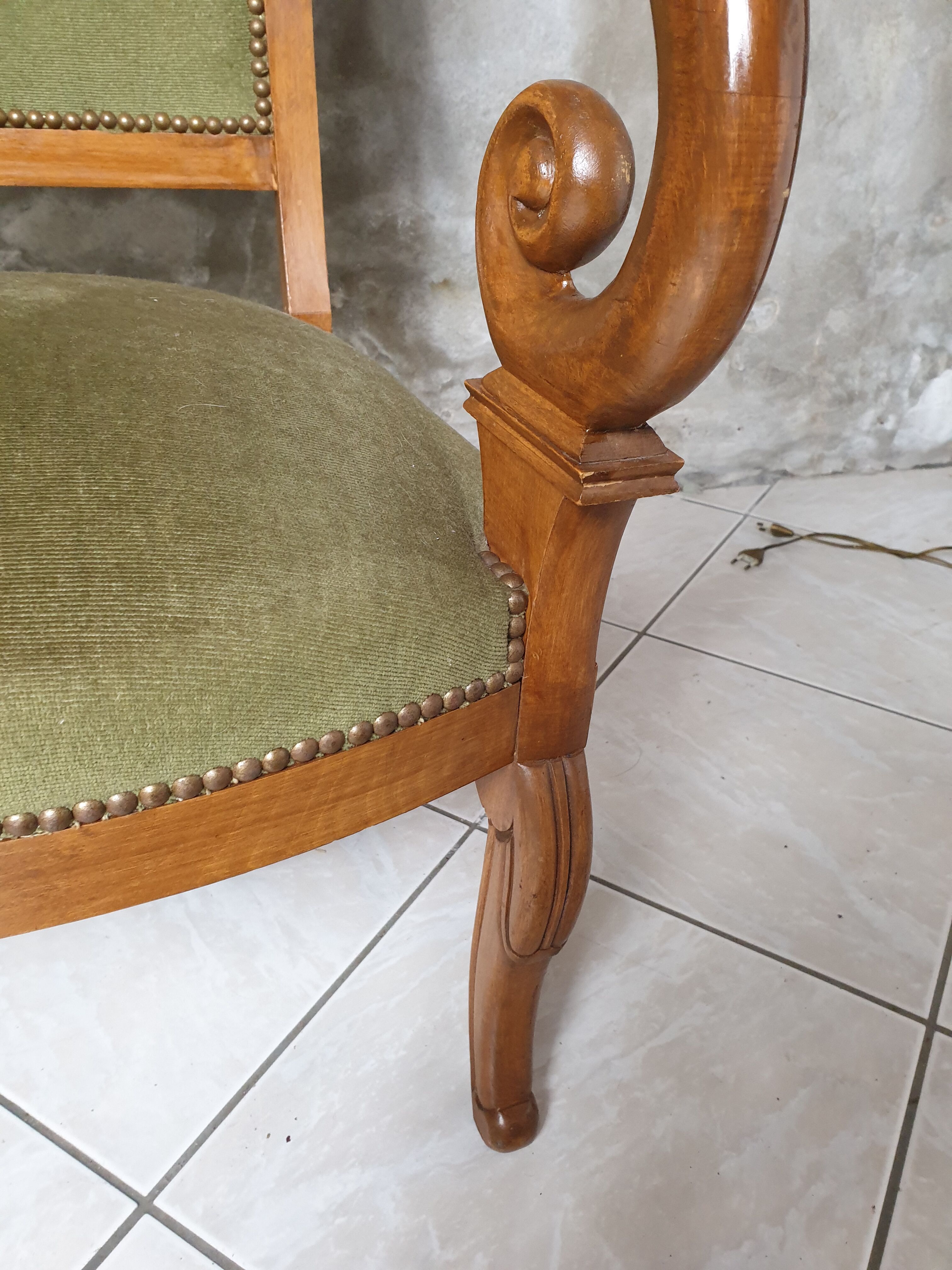 Fauteuil anglais velours vert