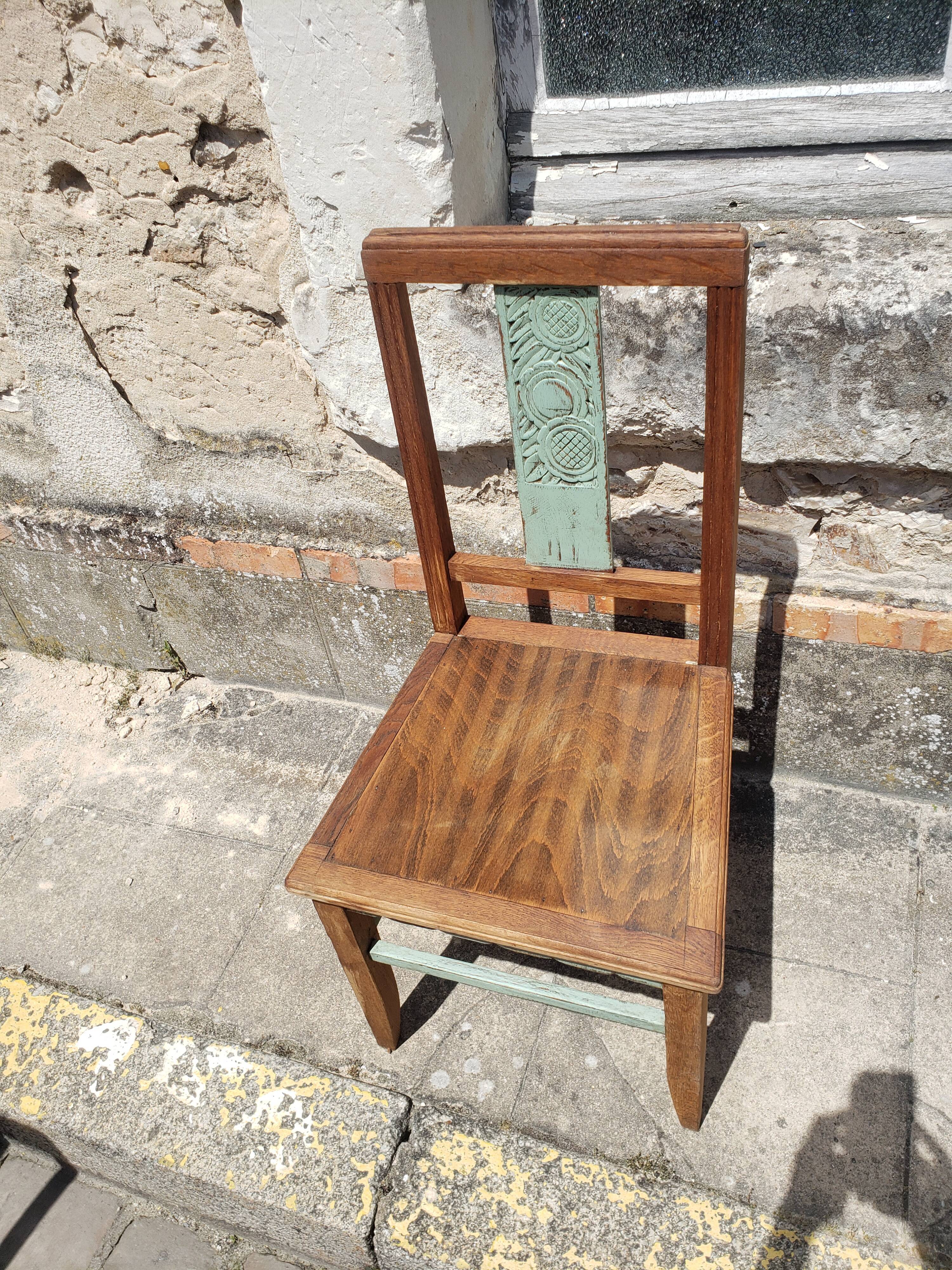 Table and chairs art deco wood and pastel